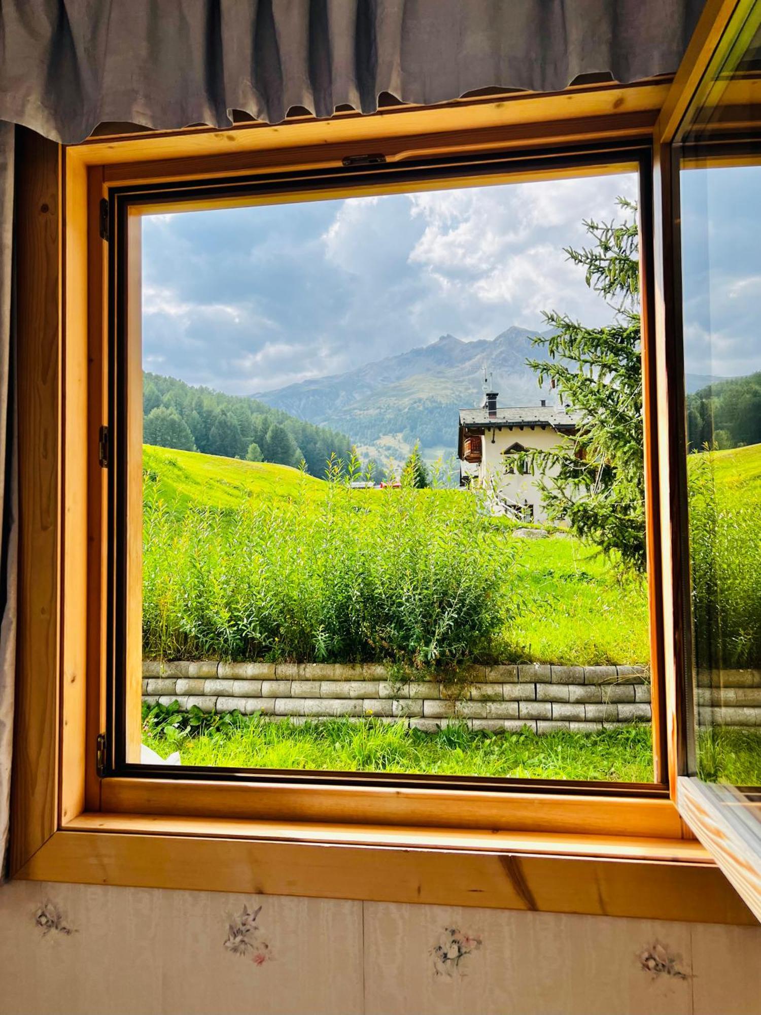 La Locanda Livigno Bagian luar foto