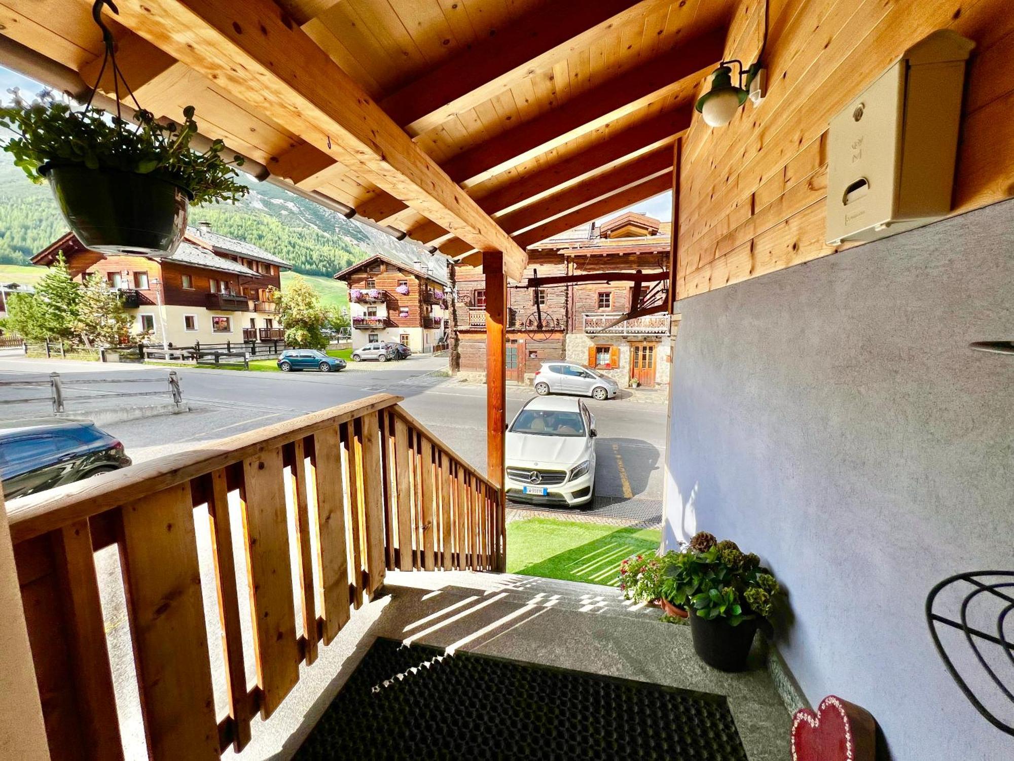 La Locanda Livigno Bagian luar foto