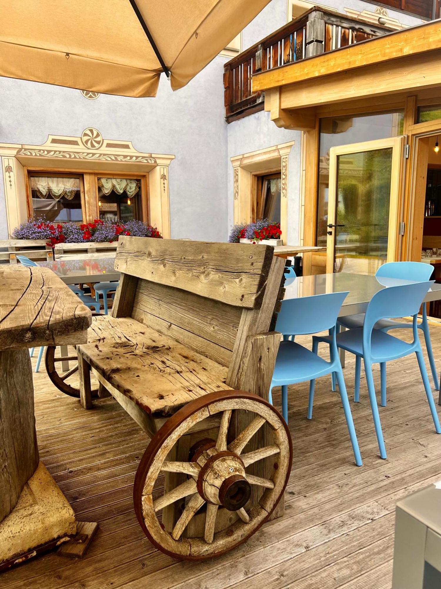 La Locanda Livigno Bagian luar foto